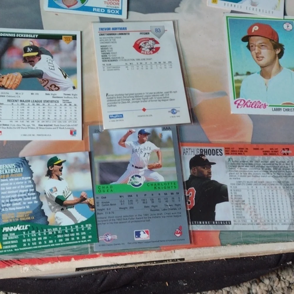 Baseball Card Lot - Picture 2 of 4